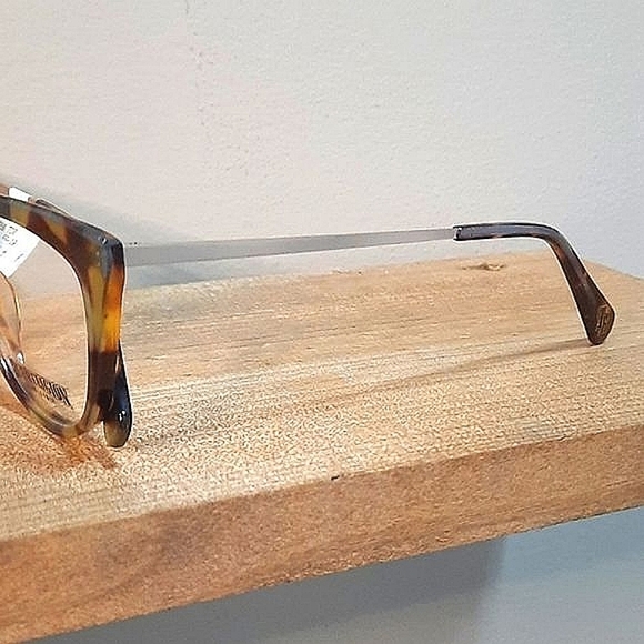 NEW Rx'able CAT EYE Eyeglass Frame, Glasses, trendy sassy Tortoise 53-19-140 - Picture 6 of 6